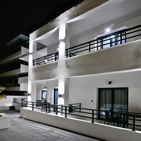 Chrisanthi Aparthotel