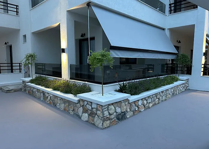 Hotel de apartamente Chrisanthi 3*